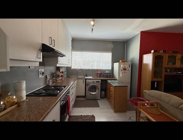 2 BEDROOM DUPLEX FOR SALE IN ESSENWOOD